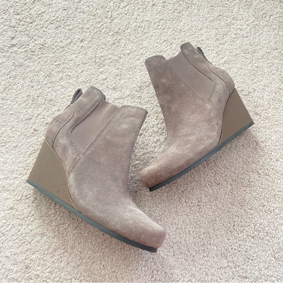 OTBT Shoes - OTBT Dodge Suede Taupe Brown Wedge Ankle Boots Size 8